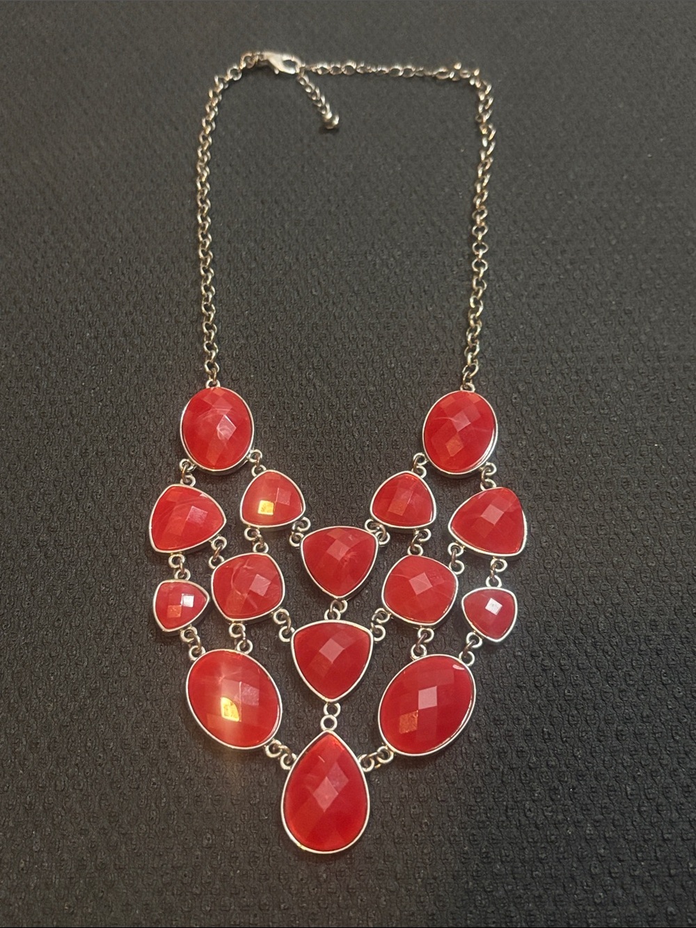 Chic Red Gemstone Necklace